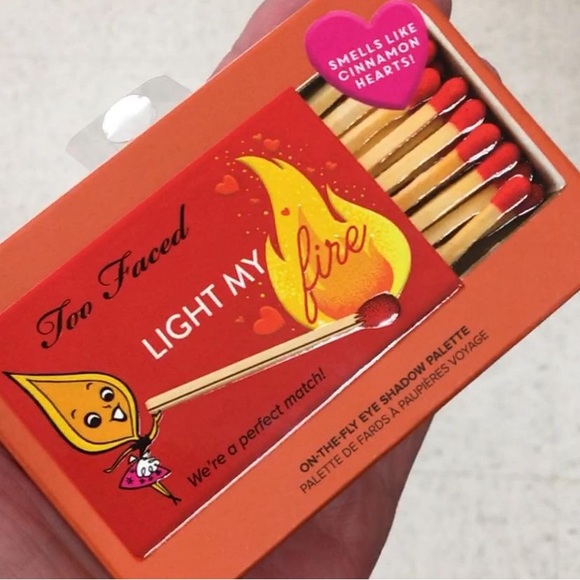 Too Faced Light My Fire Eyeshadow Palette BNIB - Picture 5 of 16